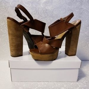 Mia - Platform Sandal